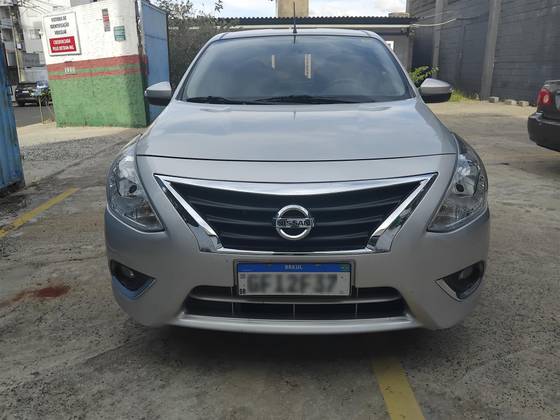NISSAN VERSA 1.6 16V FLEXSTART SL 4P XTRONIC NISSAN VERSA 1.6 16V FLEXSTART SL 4P XTRONIC